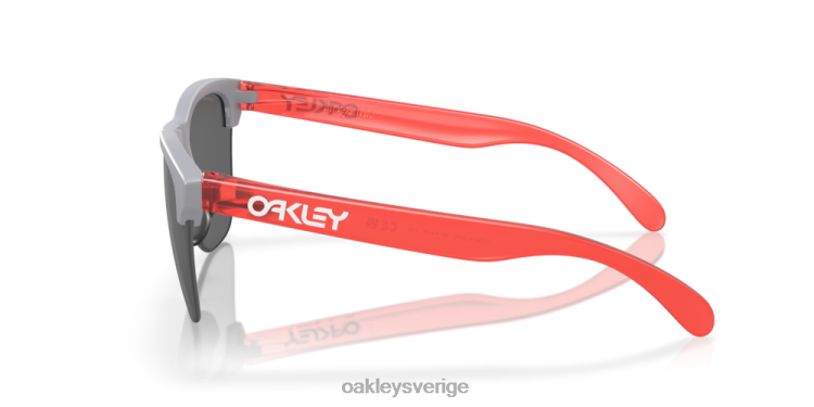 Oakley frogskins lite T8RX0216 prizm svarta linser, matt dimbåge