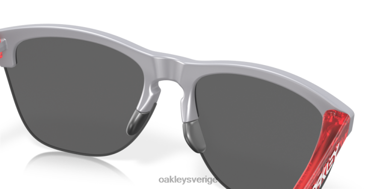 Oakley frogskins lite T8RX0216 prizm svarta linser, matt dimbåge