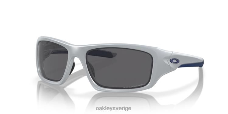 Oakley ventil T8RX0775 grå polariserade linser, matt dimbåge