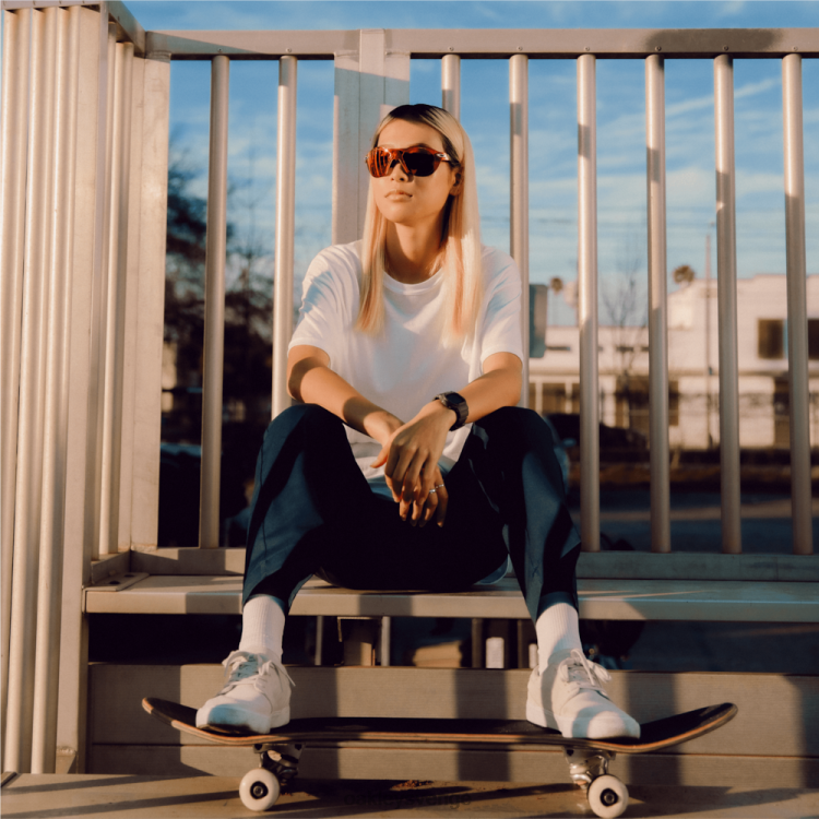 Oakley re:subzero T8RX020 prizm ruby ​​linser, kolfiberram