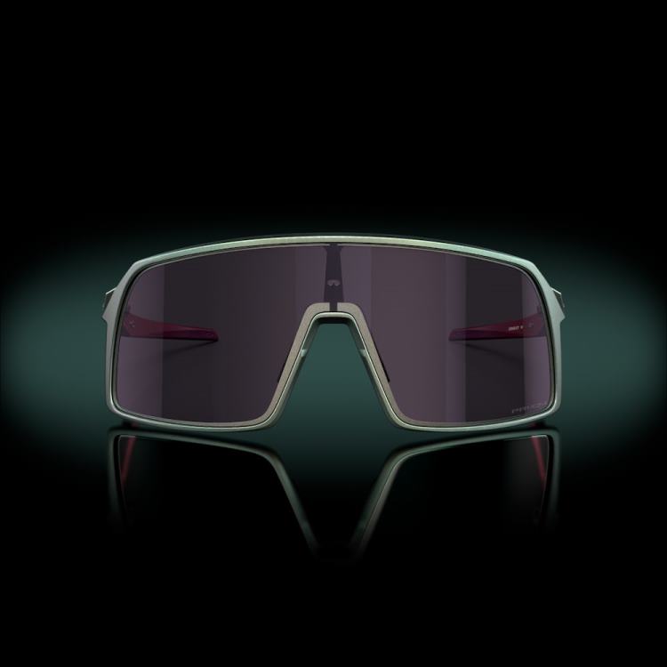 Oakley sutro verve samling T8RX0930 prizm grå linser, verve matt silver/blå färgskiftningsbåge
