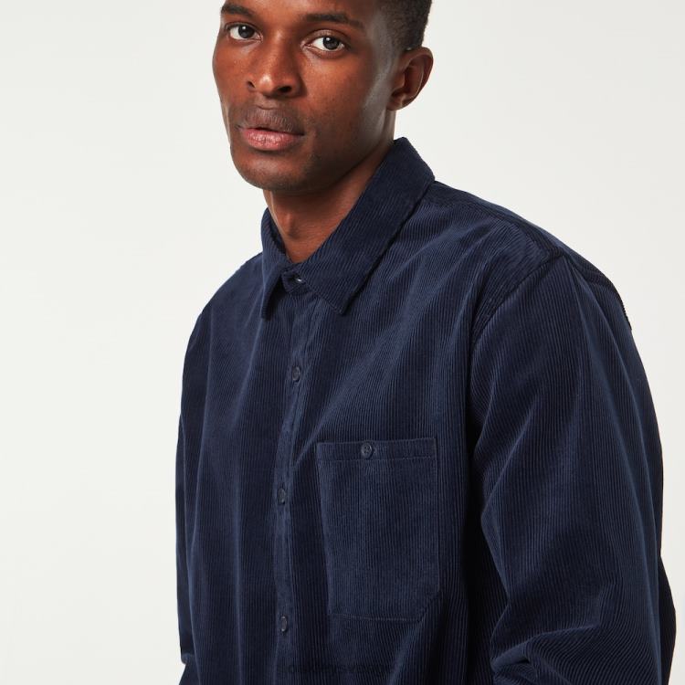 Oakley kabin manchester med knapp T8RX02298 famn