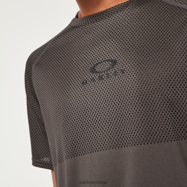 Oakley peak tyndall rc ss tee T8RX02364 svart/smidt järn
