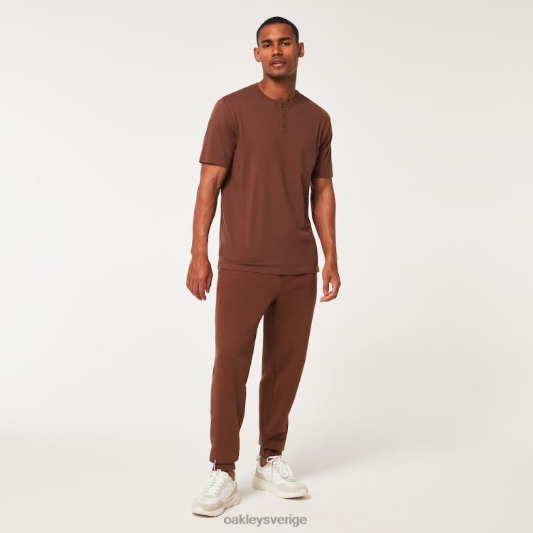 Oakley slappna av henley tee T8RX02202 karaff