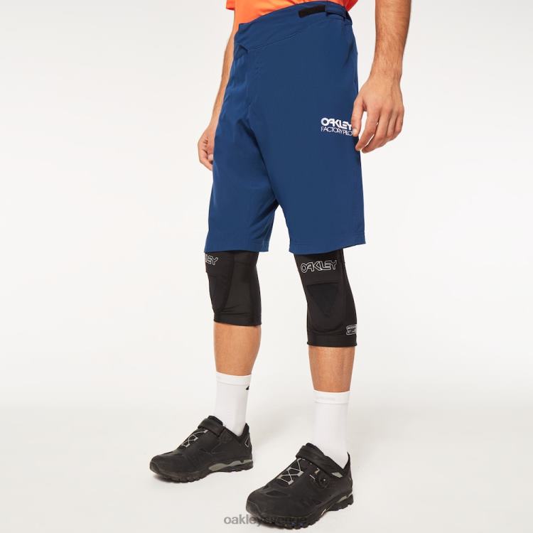 Oakley factory pilot lite kort T8RX02848 poseidon