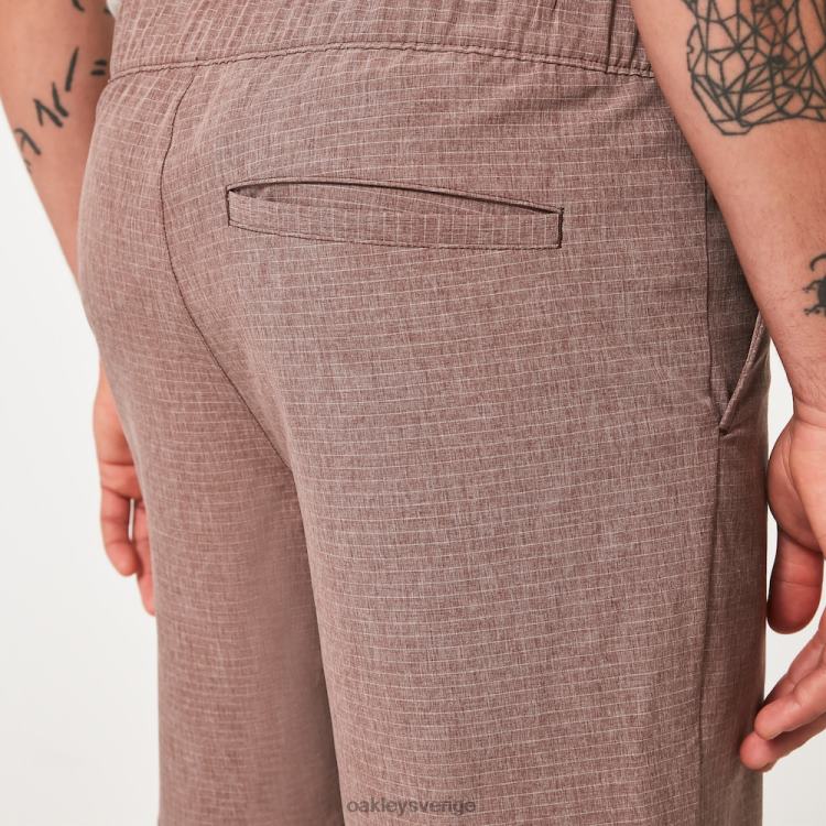 Oakley äventyr chino kort T8RX02845 karaffljung