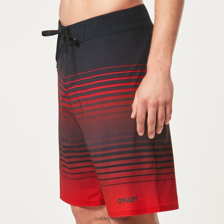 Oakley fade out 21 rc boardshort T8RX02835 svarta/röda ränder