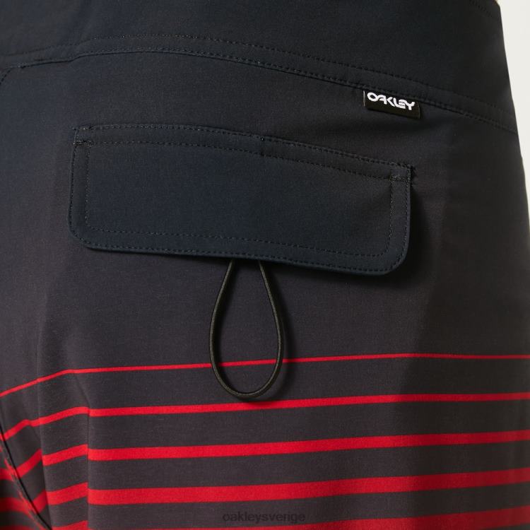 Oakley fade out 21 rc boardshort T8RX02835 svarta/röda ränder